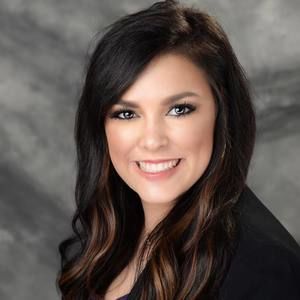 Meet your Posher, Kyla